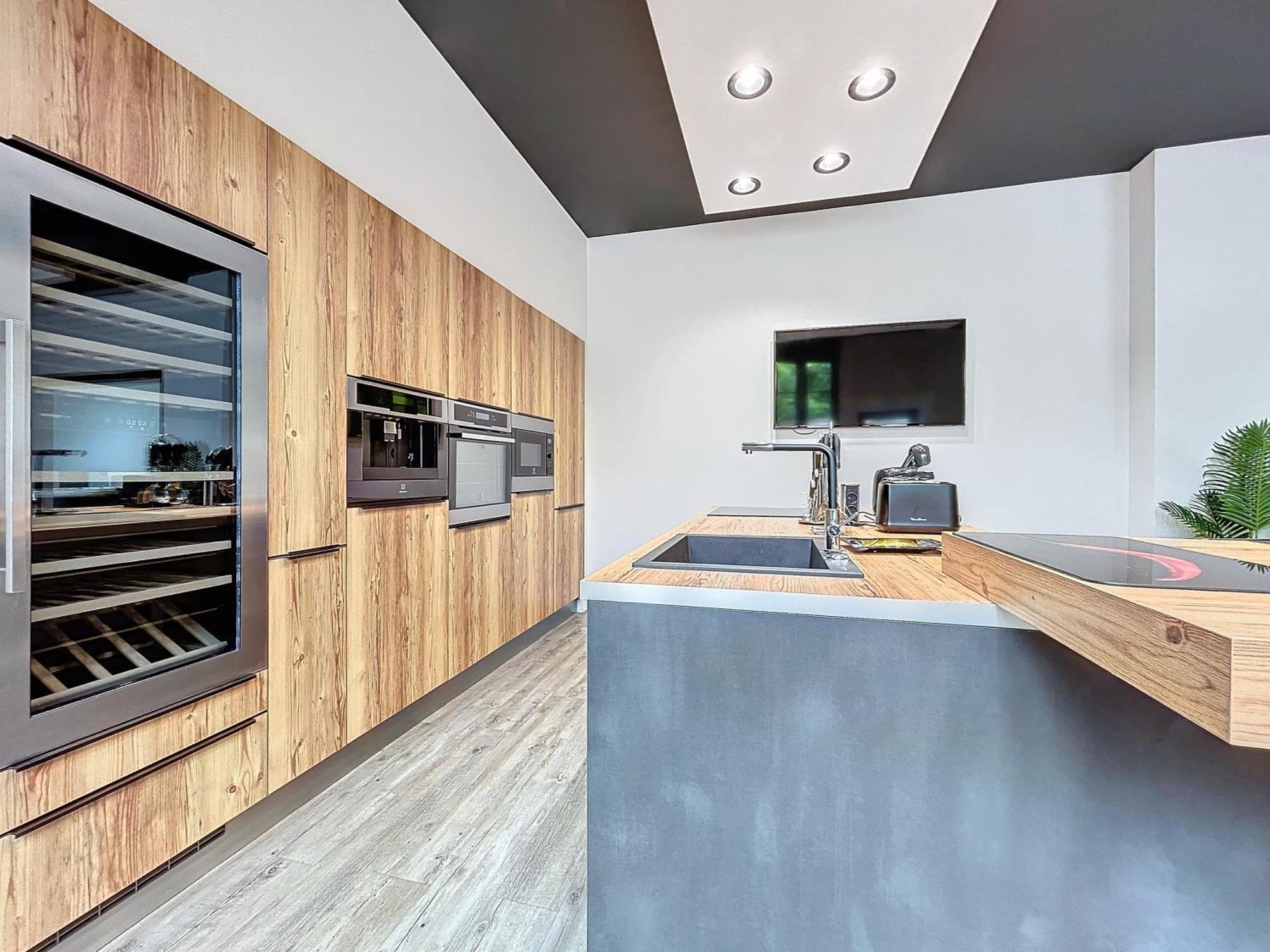 Loft Terrasse Avec Spa Proche Centre Historique Монлюсон Экстерьер фото